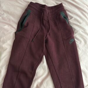 Burgundy Nike Tech Sweats XS